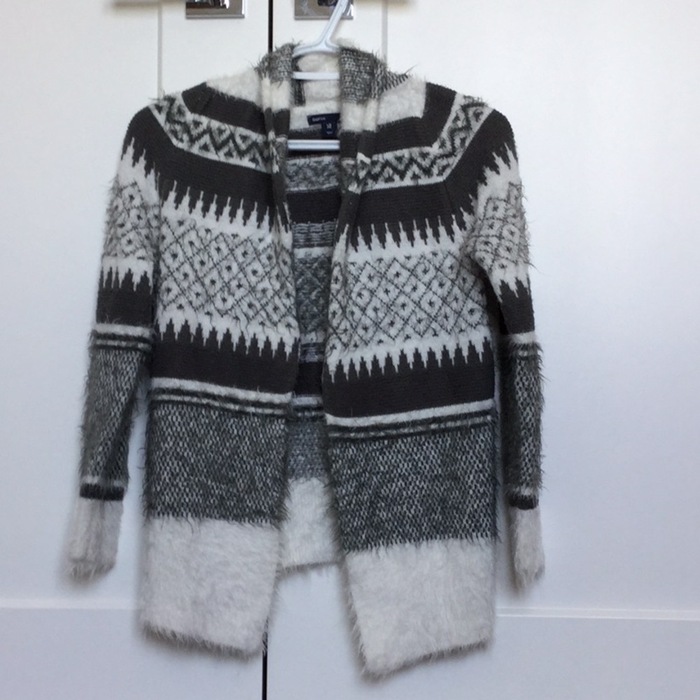 Cardigan - Picture 2 of 4